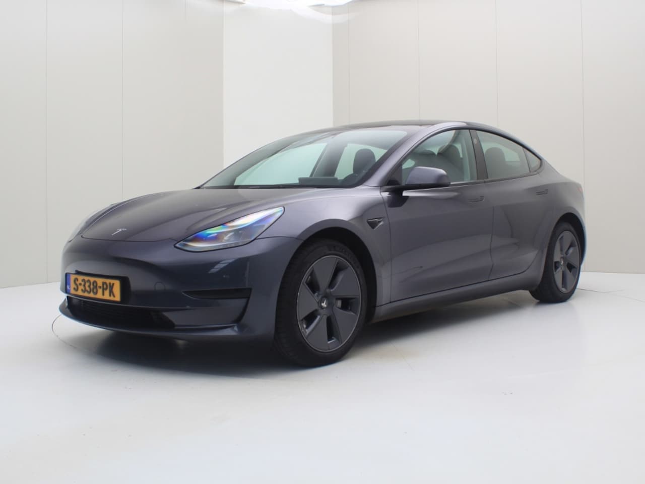 Tesla Model 3 - Standard Plus RWD - AutoWereld.nl