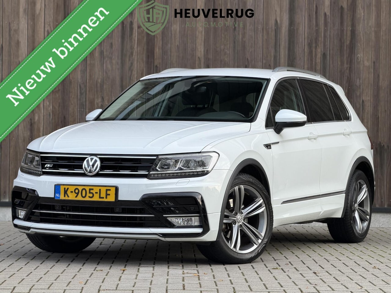 Volkswagen Tiguan - 1.4 TSI 150 PK | R-Line | Stoelverwarming| Automaat | Led | Goed onderhouden - AutoWereld.nl