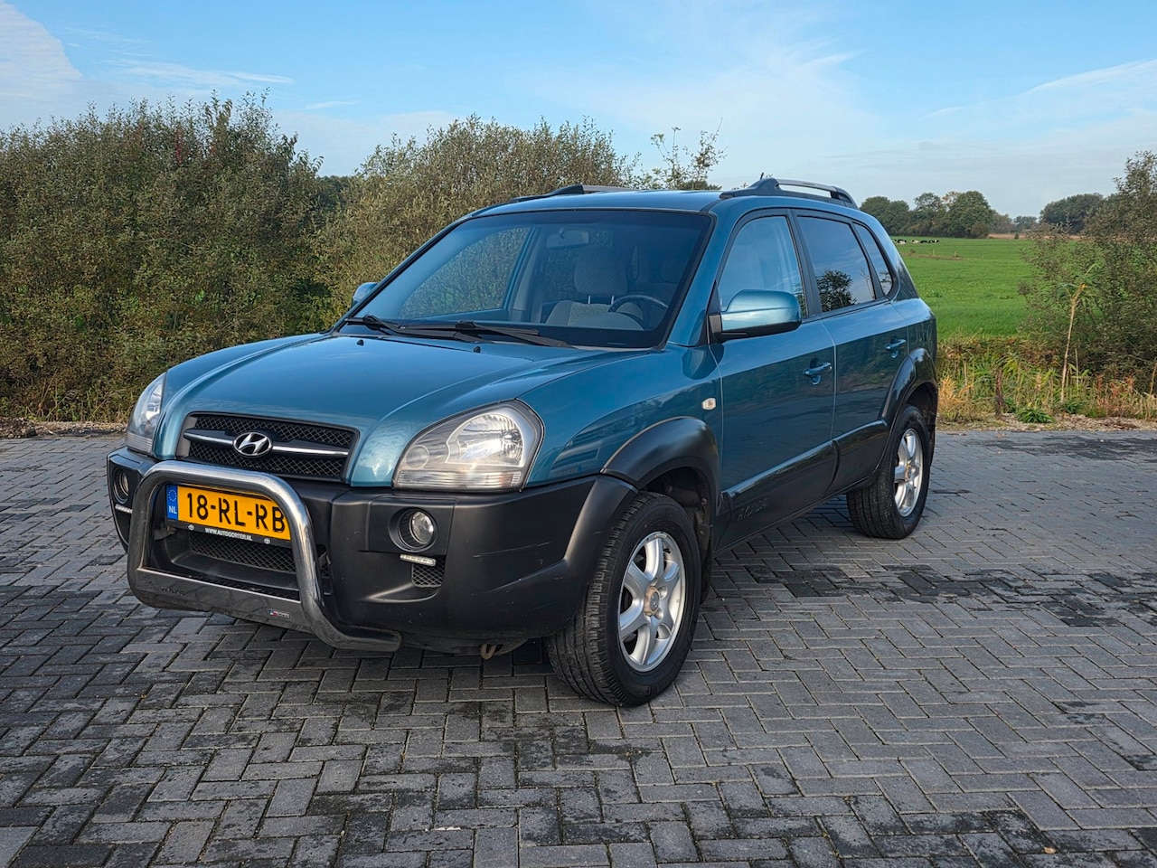 Hyundai Tucson - 2.0i Dynamic AIRCO nieuwe apk! - AutoWereld.nl