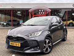 Toyota Yaris - 1.5 Hyb. 115 First Edition Automaat | CarPlay | Cruise | 16'' Lmv