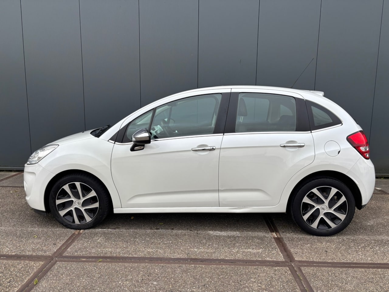 Citroën C3 - 1.2 VTi Collection 2013 / NAP / AIRCO / NAVI - AutoWereld.nl