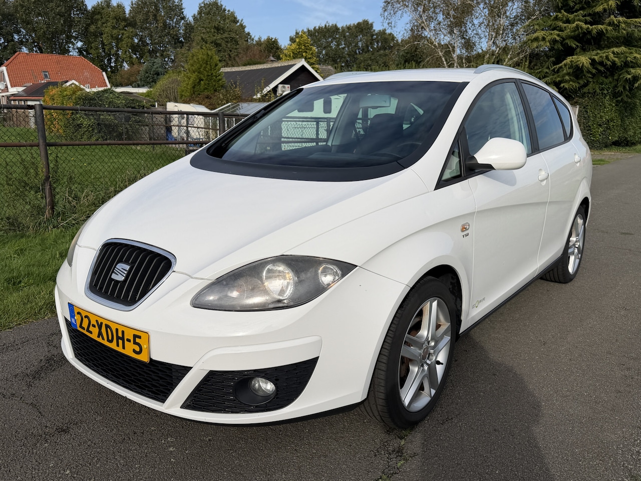SEAT Altea XL - 1.2 TSI Ecomotive Businessline COPA NAVI/PDC/ECC/Cruise/LMV - AutoWereld.nl