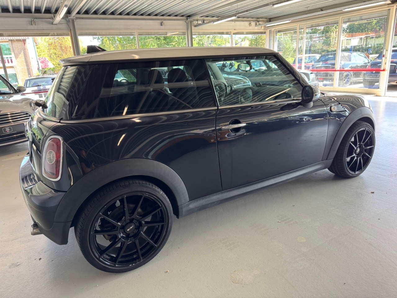 MINI 3-Deurs - 1.6 Cooper - AutoWereld.nl
