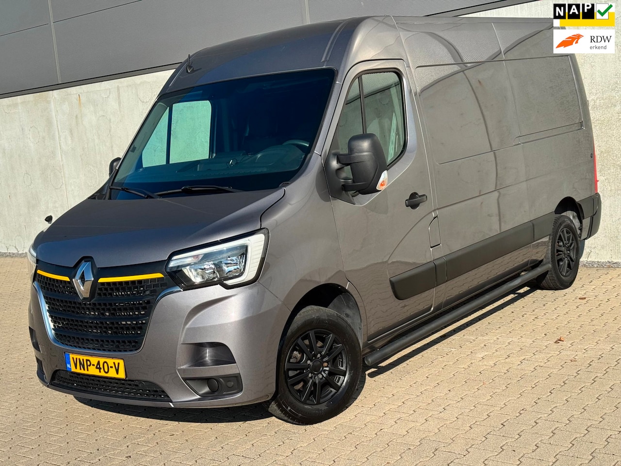 Renault Master - T35 2.3 dCi L2H2|Automaat|Cruise|Airco|Velgen|Carplay|NAP - AutoWereld.nl