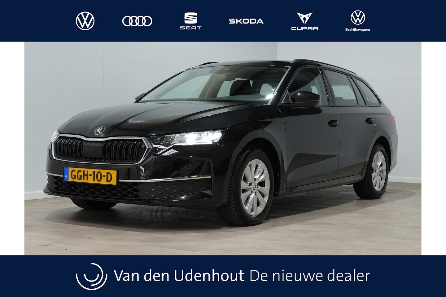 Skoda Octavia Combi - 1.5 TSI MHEV First Edition Trekhaak Navigatie Apple Carplay 294 - AutoWereld.nl