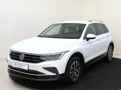 Volkswagen Tiguan - 1.4 TSI eHybrid Life | SoH 100% | Achteruitrijcamera | Keyless | Adaptieve cruise control