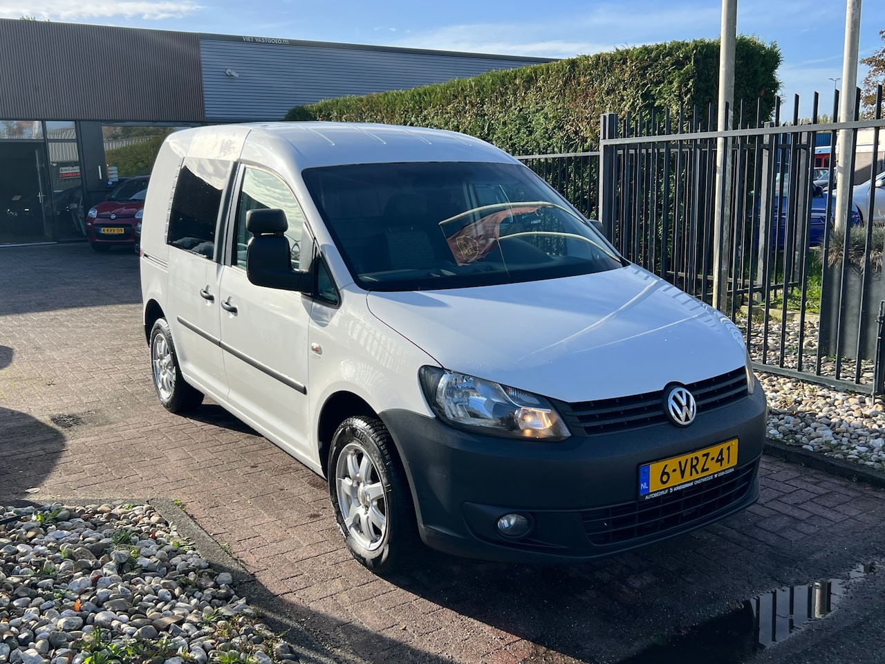 Volkswagen Caddy - 1.6 TDI BMT # Cruise Control # Trekhaak # Nw APK! - AutoWereld.nl