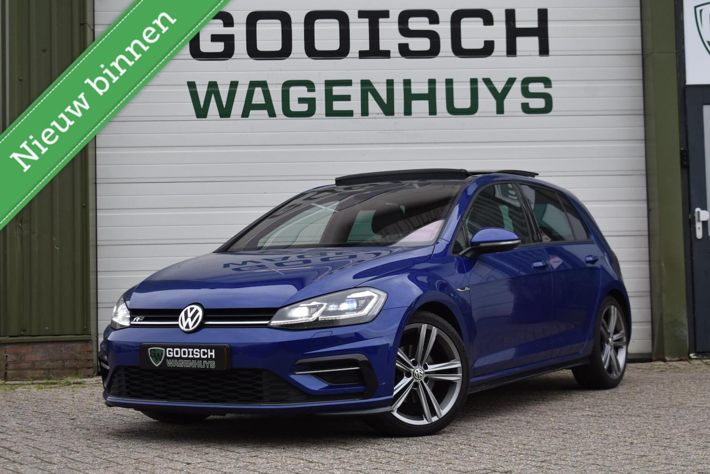 Volkswagen Golf - 1.5 TSI Highline Business R | Pano | Digitaal dashboard | Standkachel | - AutoWereld.nl