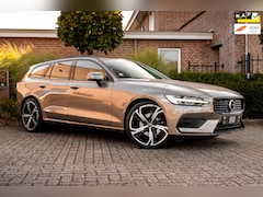 Volvo V60 - 2.0 B3 Momentum 163 PK 1e Eig Adaptive Stoel/stuurverw. Camera 20''