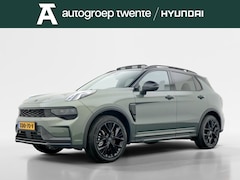 Lynk & Co 01 - 1.5 More | Panoramadak | Trekhaak | Dodehoeksensoren