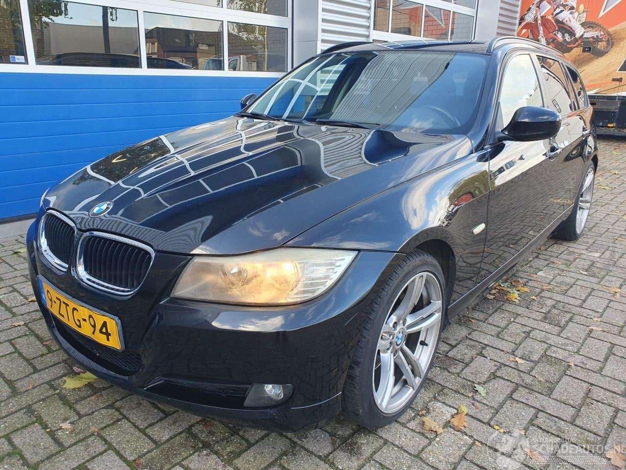 BMW 3-serie Touring - 318d Corporate Lease High Executive Automaat Schadevrij - AutoWereld.nl