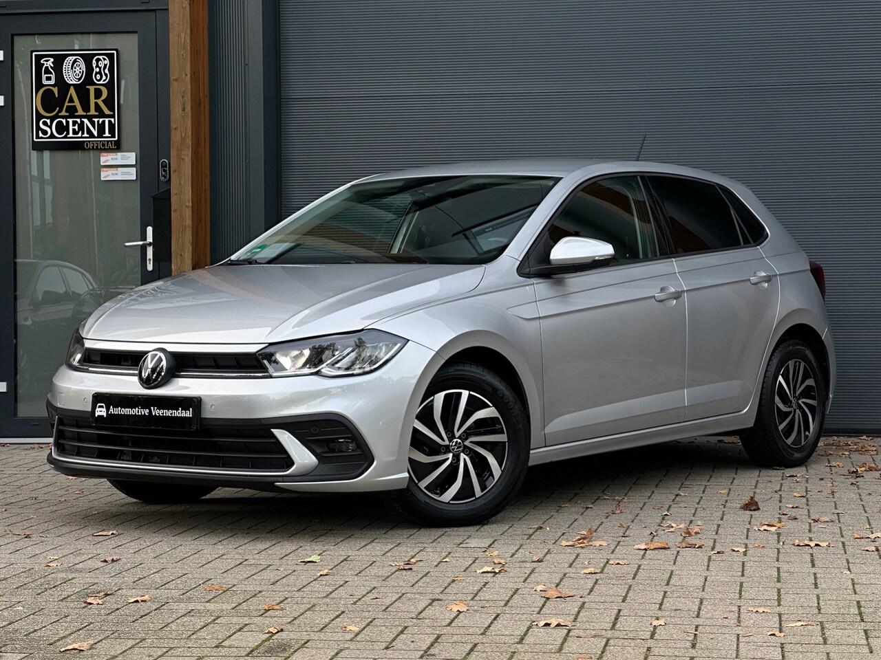 Volkswagen Polo - 1.0 TSI Life Business Automaat, Cruise, LMV etc! - AutoWereld.nl
