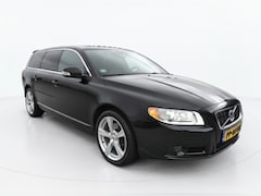Volvo V70 - 3.0 T6 AWD Summum Pano-Leder-Memory