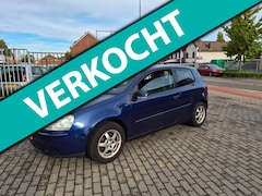 Volkswagen Golf - 1.4 Trendline