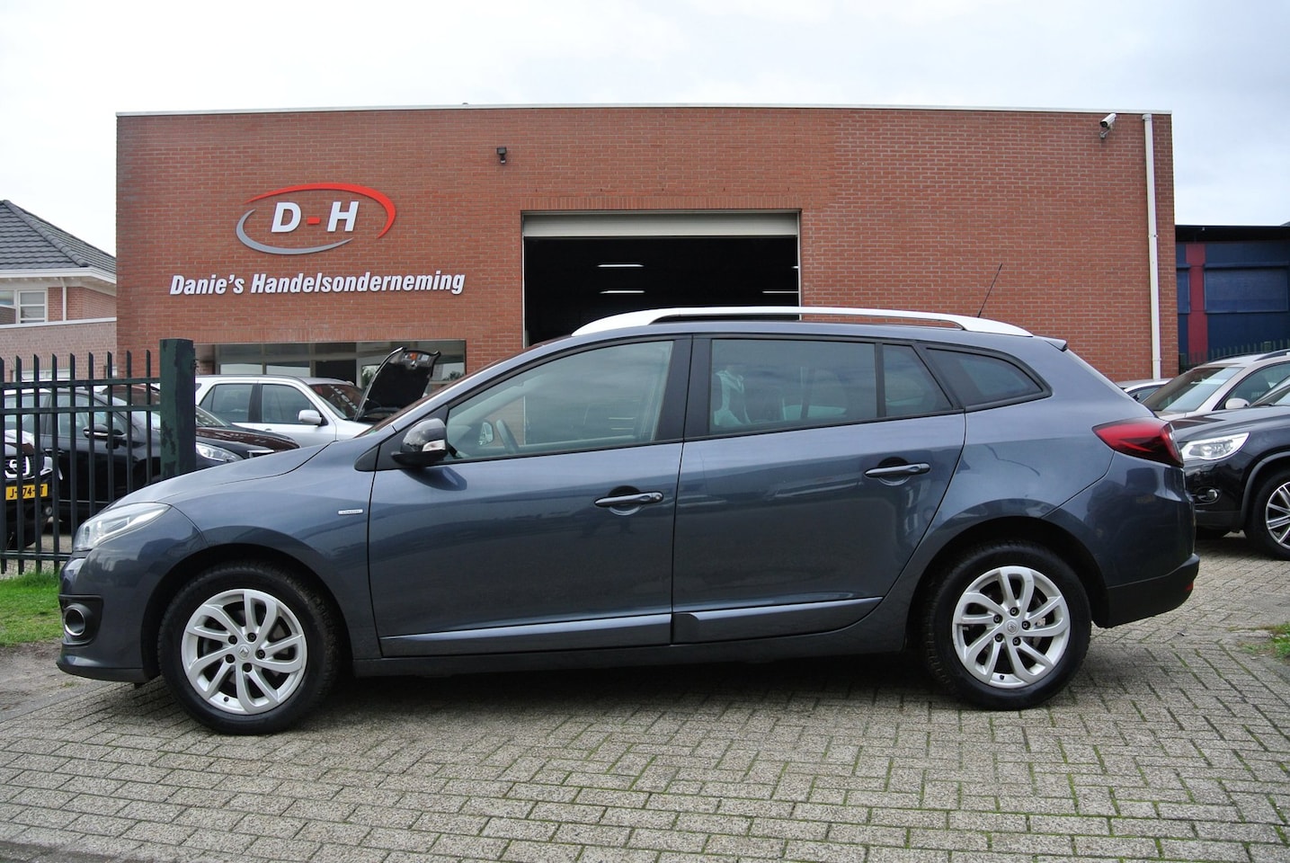 Renault Mégane Estate - 1.2 TCe Limited airco inruil mogelijk nap - AutoWereld.nl