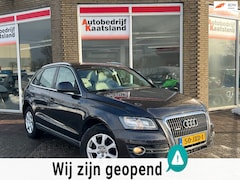 Audi Q5 - 2.0 TFSI quattro - LEES ADVERTENTIE