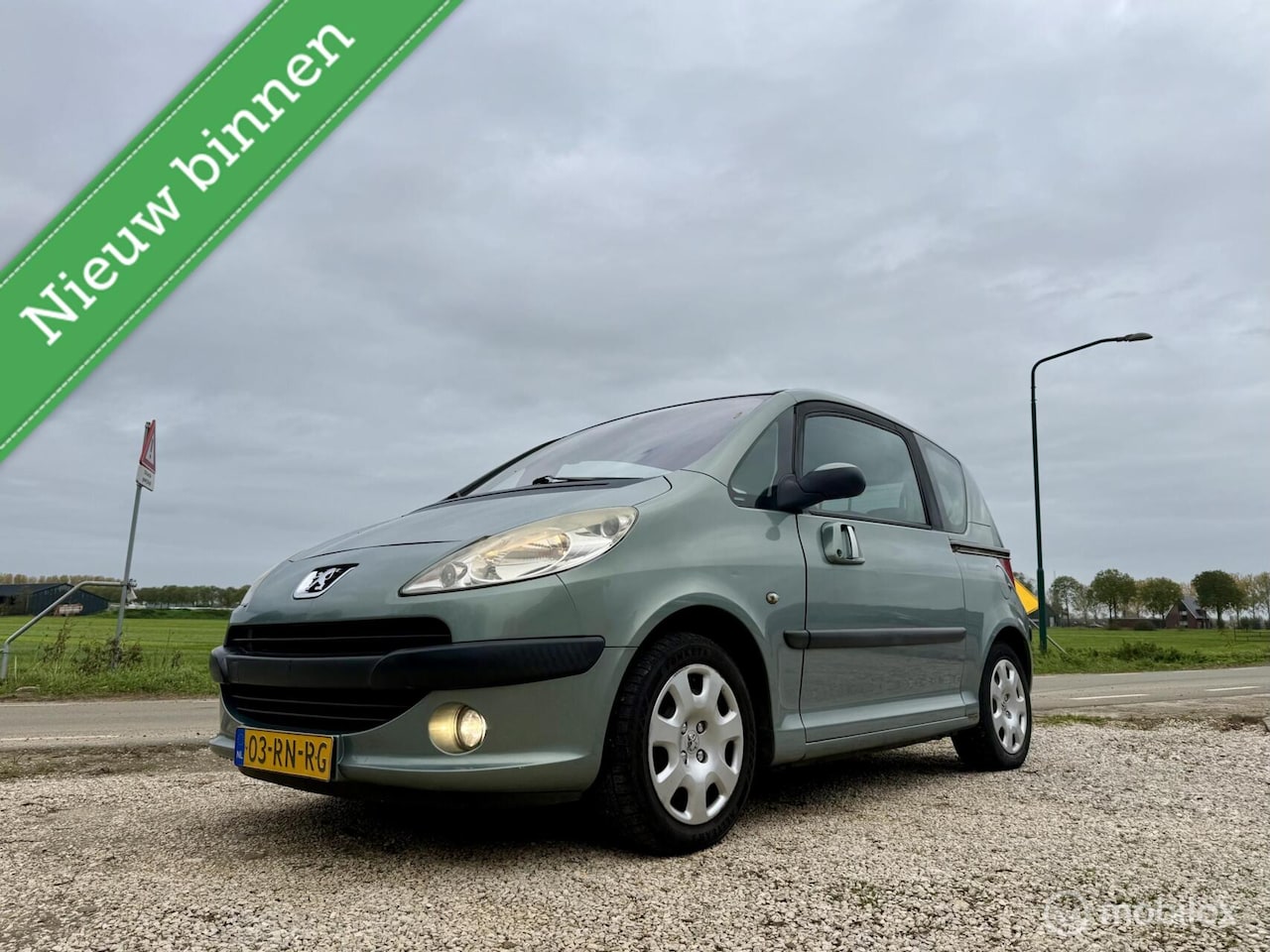 Peugeot 1007 - 1.4 Gentry 1.4 Gentry, BJ 2005, APK Nov 2027, Lage km NAP - AutoWereld.nl
