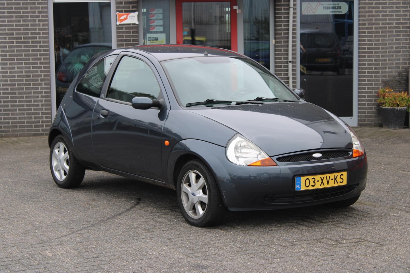 Ford Ka - 1.3 Collection Leder/Airco/APK 10-2027 - AutoWereld.nl