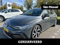 Volkswagen Golf - 1.5 eTSI R-Line | Automaat | Navigatie | Camera | Apple carplay | 18 Inch Velgen | Airco |