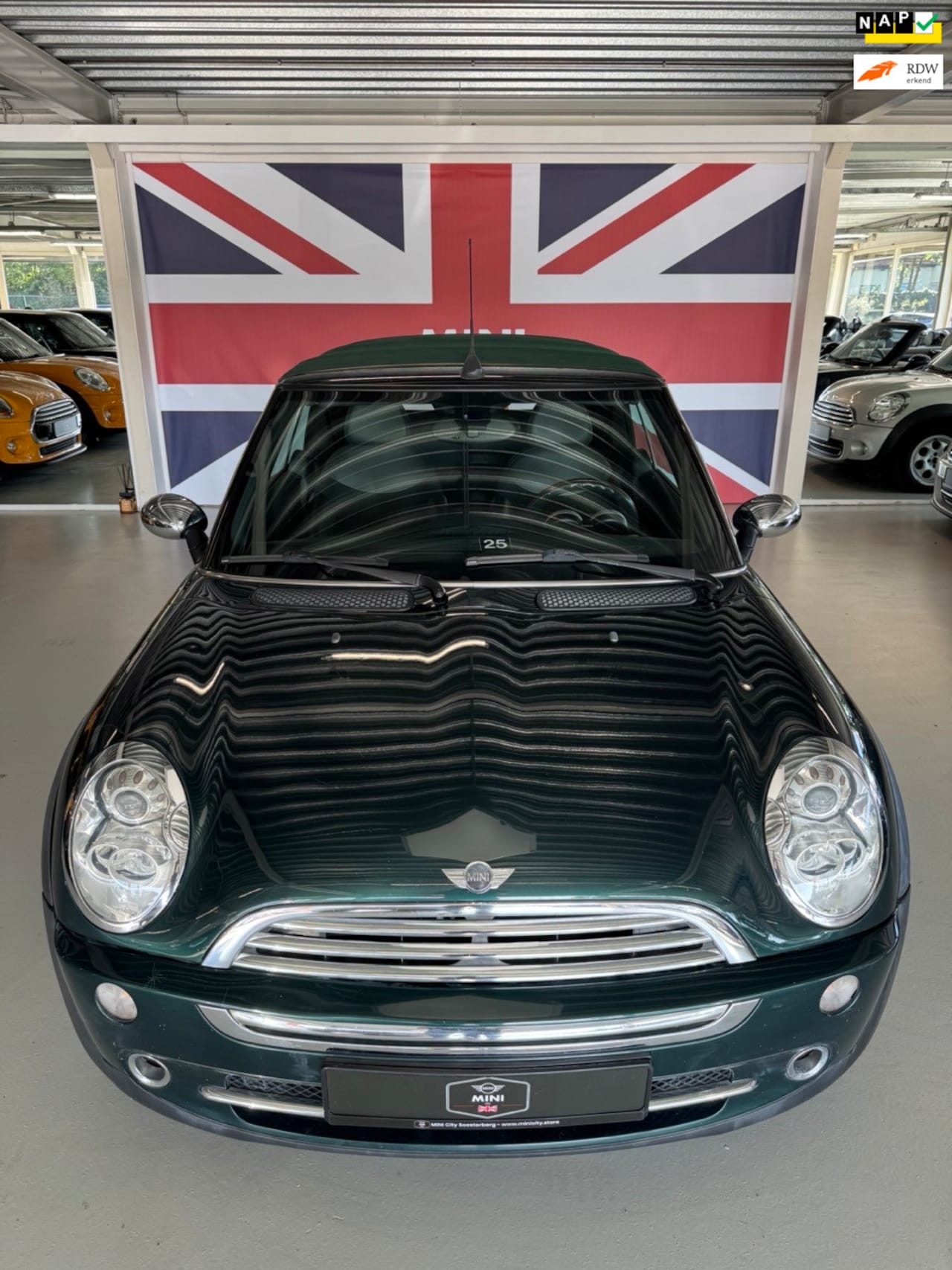 MINI Cabrio - 1.6 Cooper Chili - AutoWereld.nl