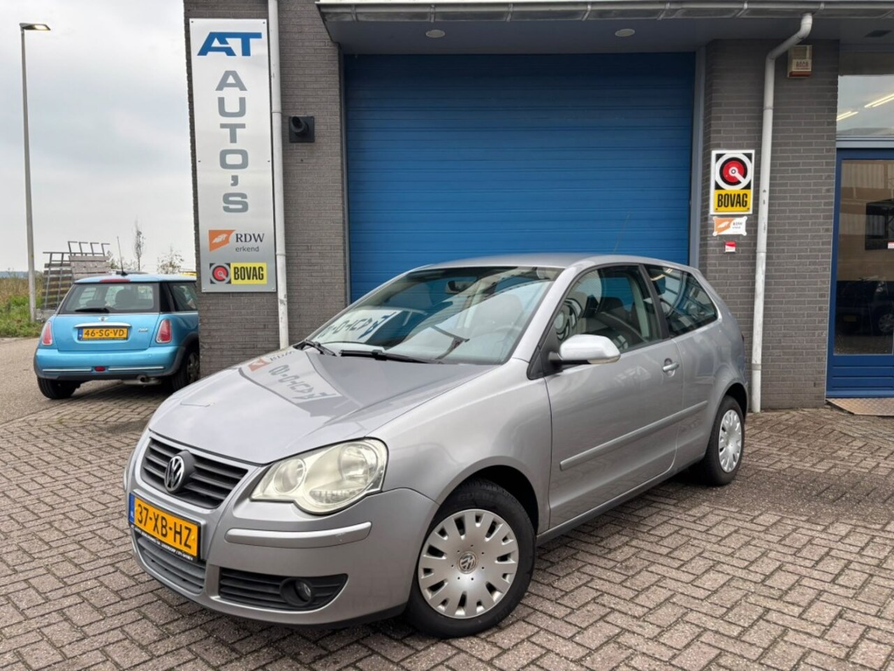 Volkswagen Polo - 1.4-16V COMFORTLINE / nieuwe APK / airco / elektr. bed. ramen - AutoWereld.nl