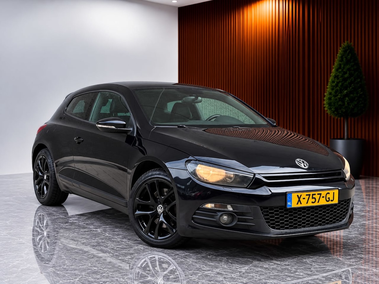 Volkswagen Scirocco - 1.4 TSI 160PK! (NIEUWE KETTING, CARPLAY, PARKEERSENSOREN, STOELVERWARMING, CRUISE CONTROL, - AutoWereld.nl