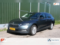 Skoda Octavia Combi - 1.0 e-TSI Business Edition AIRCO, NAVIGATIE, TREKHAAK, VIRTUEEL DASH, STOELVERW