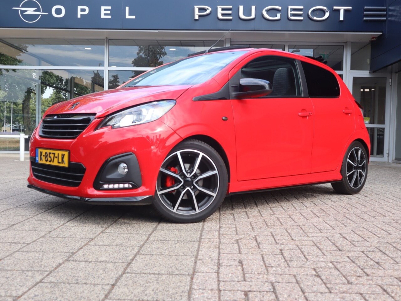Peugeot 108 - Allure TOP! 1.0 e-VTi 72pk 5D, Rijklaarprijs, Keyless entry & start Apple Carplay/Android - AutoWereld.nl