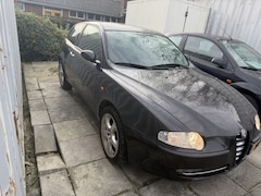 Alfa Romeo 147 - 1.6 TS Trofeo