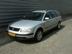 Volkswagen Passat Variant - 1.8-5V Trendline