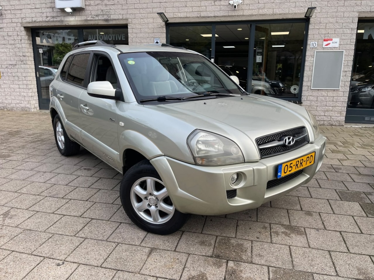 Hyundai Tucson - 2.0i 4WD Style | Airco | Trekhaak - AutoWereld.nl