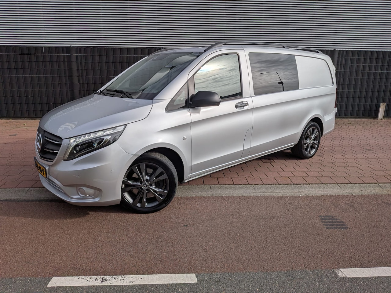 Mercedes-Benz Vito - 119 CDI Lang Dub cab Comfort trekhaak 2500 kg - AutoWereld.nl