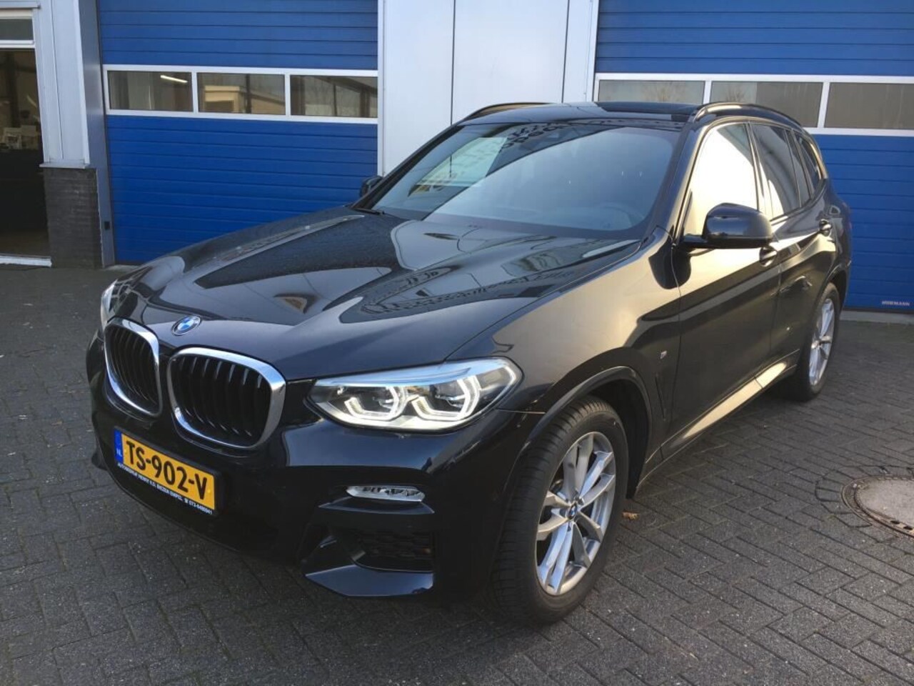 BMW X3 - 3.0d xDrive Executive High M-sport Full option - AutoWereld.nl