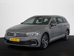 Volkswagen Passat Variant - 1.4 TSI PHEV GTE Winter Pakket Trekhaak IQ Light Apple CarPlay