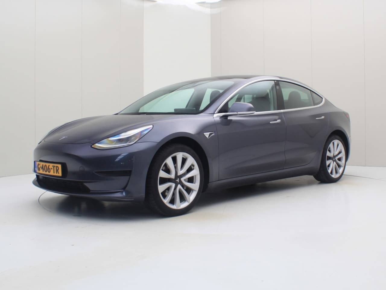 Tesla Model 3 - Standard Plus RWD - AutoWereld.nl