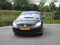 Peugeot 307 - 2.0-16V XT