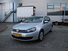 Volkswagen Golf - 1.4 Easyline airco/elektrische ramen
