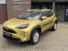 Toyota Yaris Cross - 1.5 Hybrid Business KEYLESS HEAD-UP EL-ACHTERKLEP APPLE/ANDROID STOEL/STUURVERWARMING