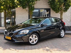 Volvo V40 - 1.6 T3 Summum Navi|Bluetooth Audio|ClimateControl|Stoelverwarming|PDC A|LED+Xenon|Nieuwe A