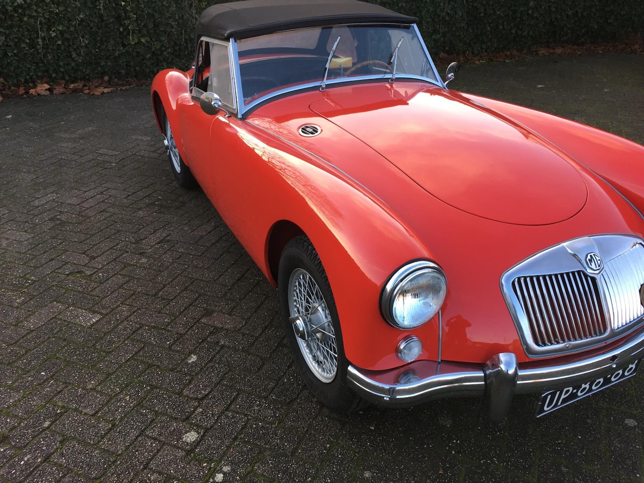 MG A 1500 - CABRIOLET 1956, RESTAURATIE TOT CONCOURSSTAAT ! UNIEKE NEDERLANDSE AUTO ! - AutoWereld.nl