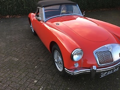 MG A 1500 - CABRIOLET 1956, RESTAURATIE TOT CONCOURSSTAAT UNIEKE NEDERLANDSE AUTO