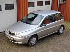 Lancia Y(psilon) - Ypsilon 1.2 elefantino blu