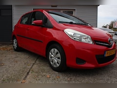 Toyota Yaris - 1.0 VVT-i Now 5-deurs netjes, zuinig, nieuwe apk en beurt, boekjes, 2x sleutel, nl-auto, n