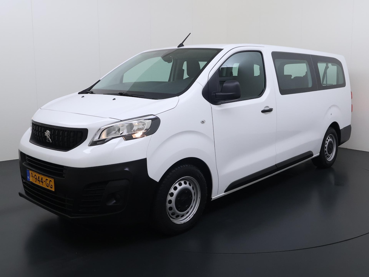 Peugeot Expert - 1.5 BlueHDi 120 Long S&S | Trekhaak | Airco | Navigatie - AutoWereld.nl