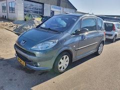 Peugeot 1007 - 1.4 Gentry 3-deurs Airco Bj.:2006