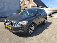 Volvo XC60 - 2.4 D5 AWD R-Design Automaat+Clima Bj.:2010
