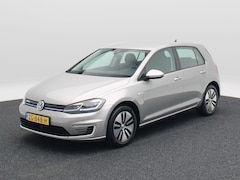 Volkswagen e-Golf - 136 Pk | Full LED | Adaptive Cruise | Warmtepomp | Navigatie | 16 Inch | 98.528 Km