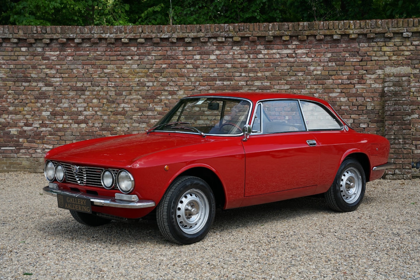 Alfa Romeo GT - 1300 Junior "Unificato" Recipient of an older restoration in the 90's, Restored to "condiz - AutoWereld.nl