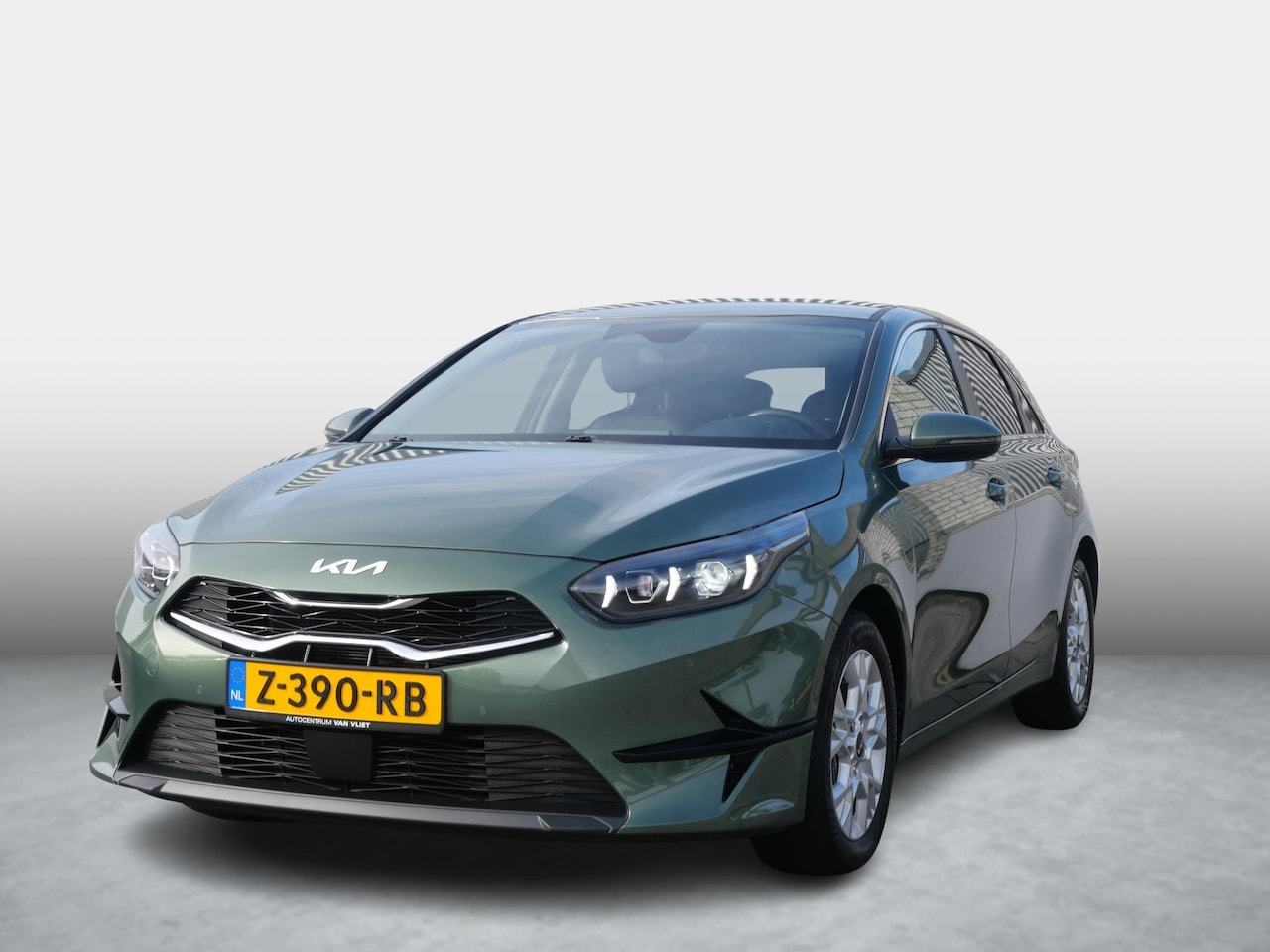 Kia Cee'd - Ceed 1.5 T-GDi DynamicPlusLine | Cruise | Camera | Carplay | Keyless | Stoel-stuurverwarmi - AutoWereld.nl