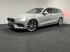 Volvo V60 - 2.0 B3 Momentum Business | NAVI | TREKHAAK | ACC | KEYLESS | STUUR-/STOELVERWARMING |